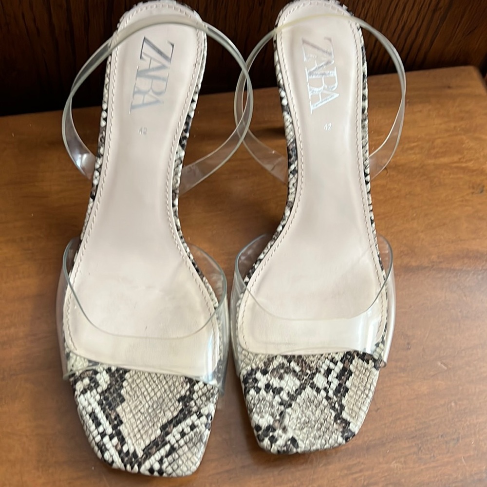 Zara shoes size 42 =11